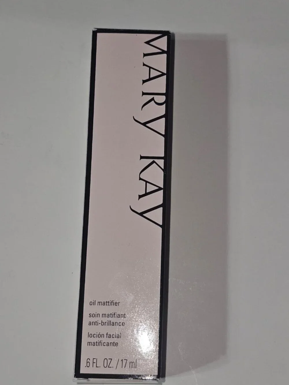 MARY KAY OIL MATTIFIER~FOR OILY SKIN~031573~17 ML